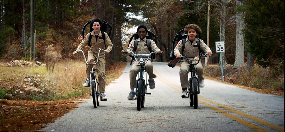 فین ولفهارد، گیتن ماتارازو و کیلب مک لافلین در سریال «چیزهای عجیب» (Stranger Things)